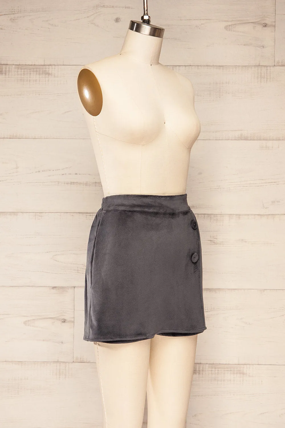 Majuro | Dark Grey Velvet Skort