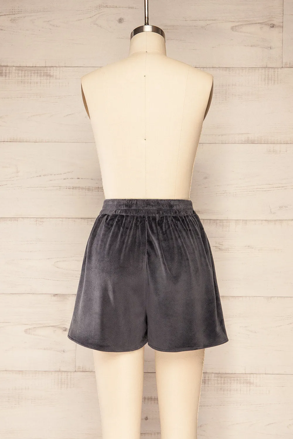 Majuro | Dark Grey Velvet Skort