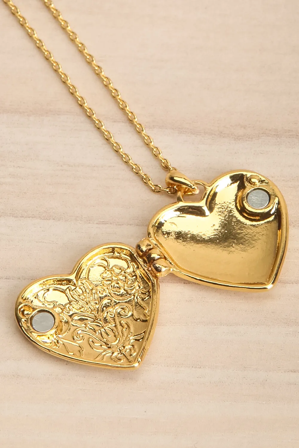 Nessima | Gold-Plated Heart Locket Pendant Necklace