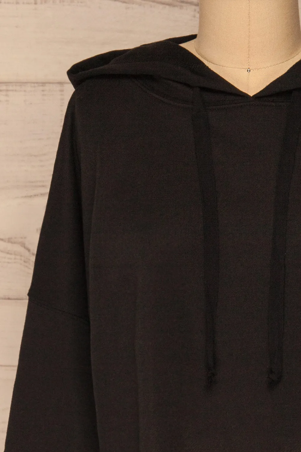 Nimegen | Black Cropped Hoodie