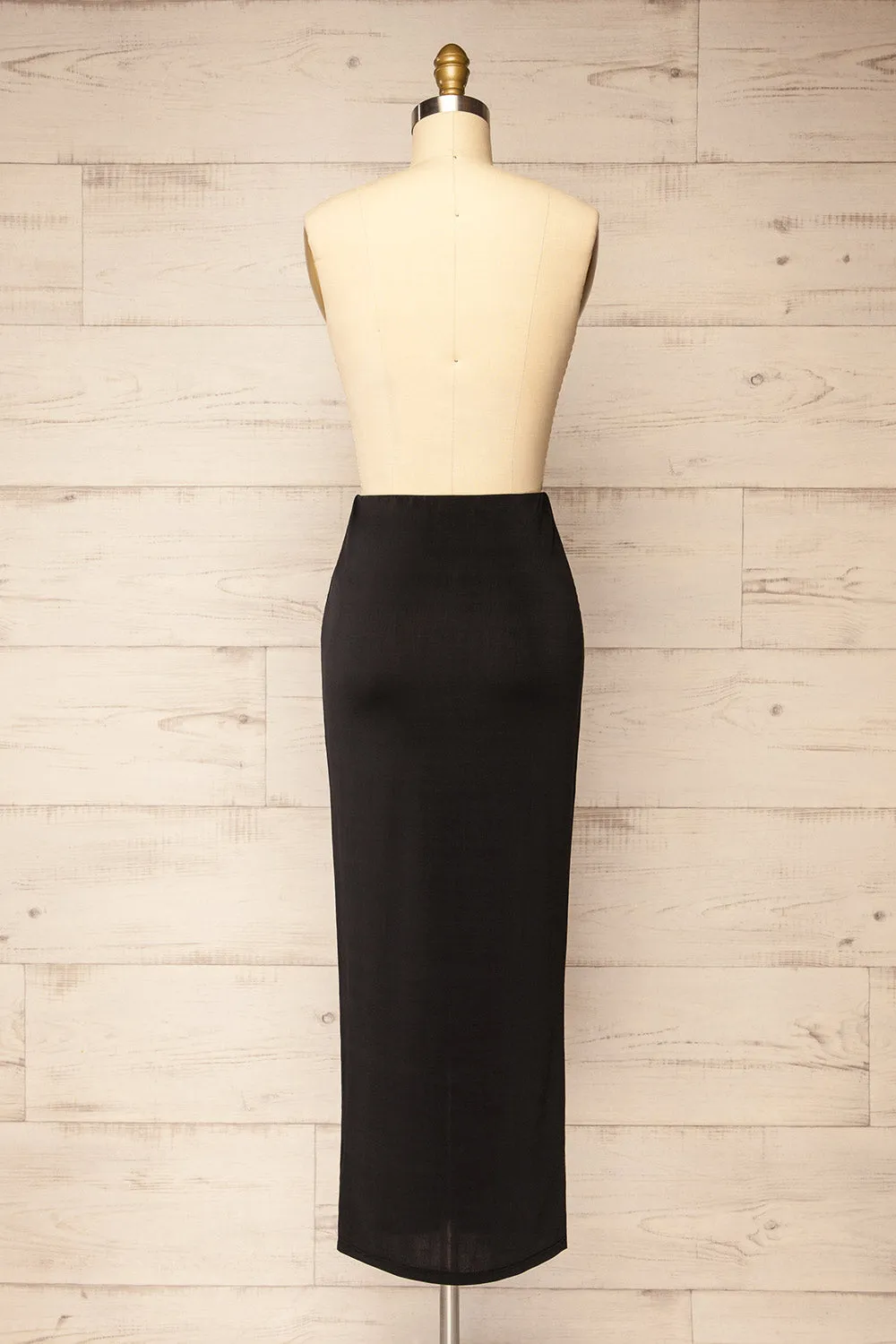 Norfolk | Long Black Fitted Skirt