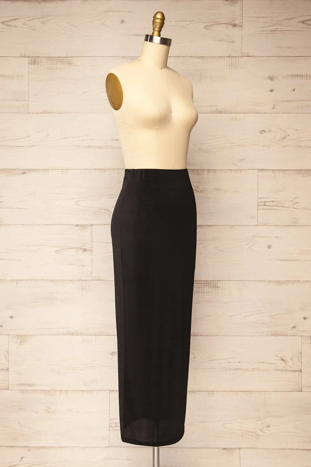 Norfolk | Long Black Fitted Skirt