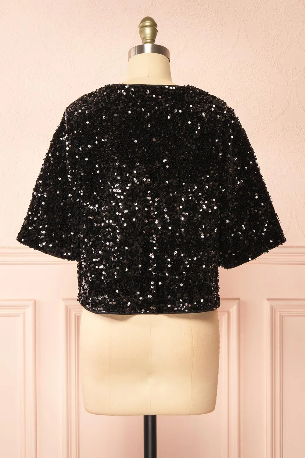 Nyala | Short-Sleeved Black Sequins Cardigan