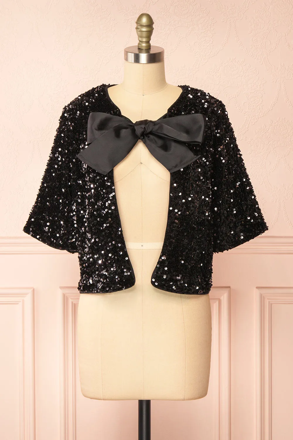 Nyala | Short-Sleeved Black Sequins Cardigan