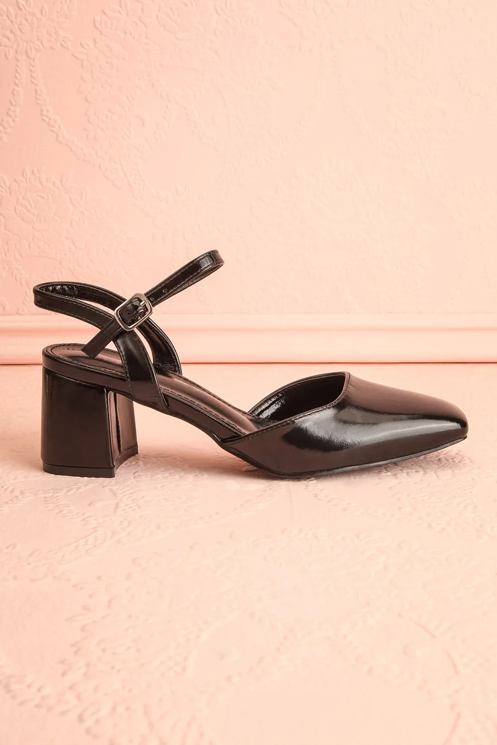 Nycole Black | High-Heels w/ Ankle Strap