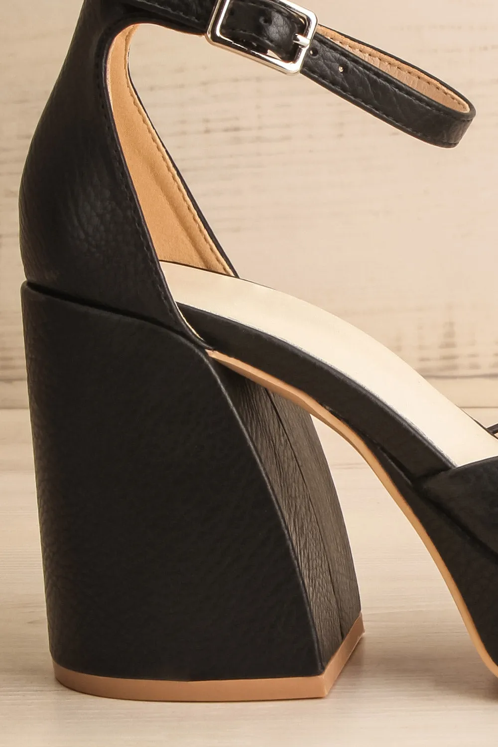 Oslaux Black | High-Heeled Platform Shoes