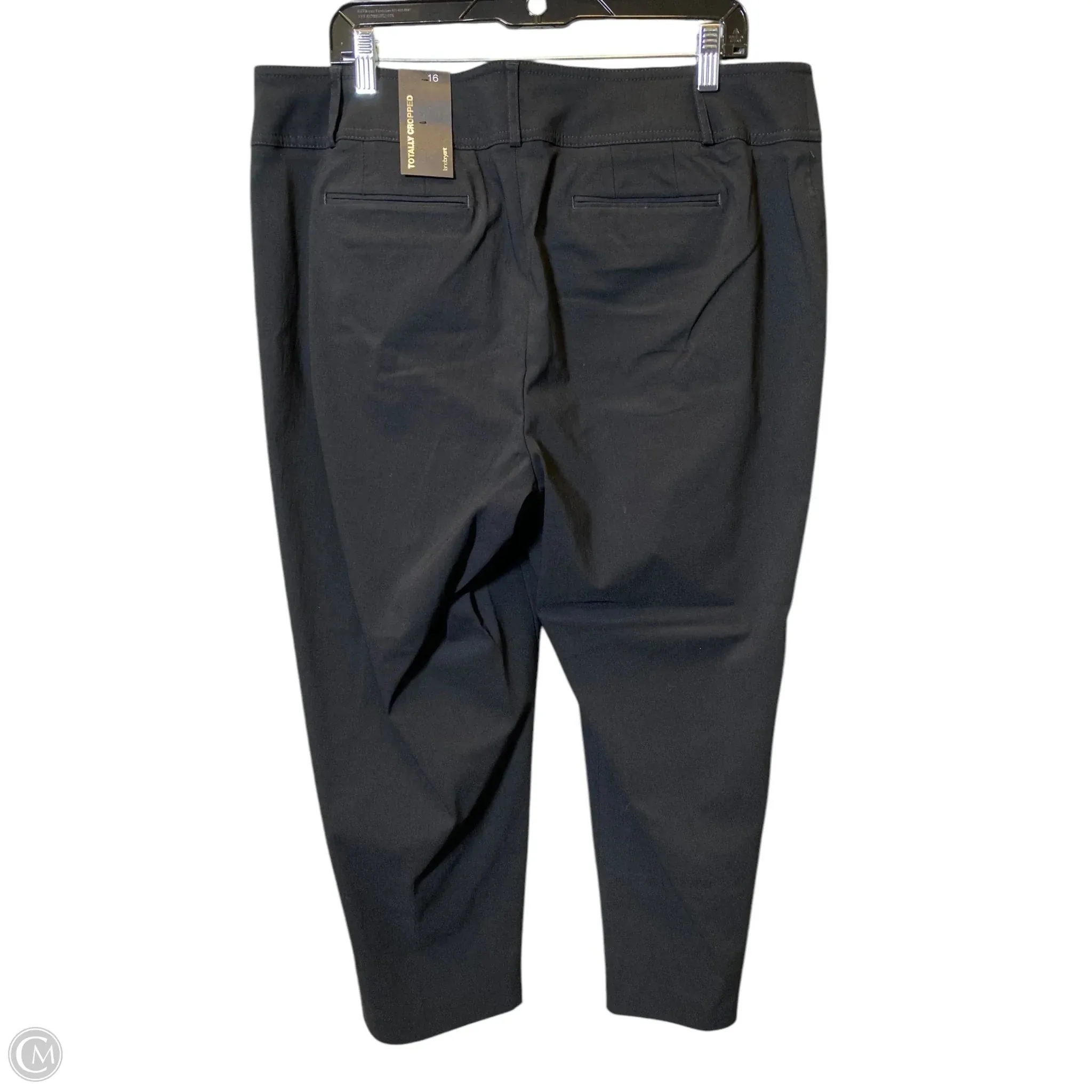 Pants Cropped By Lane Bryant In Black, Size: 16
