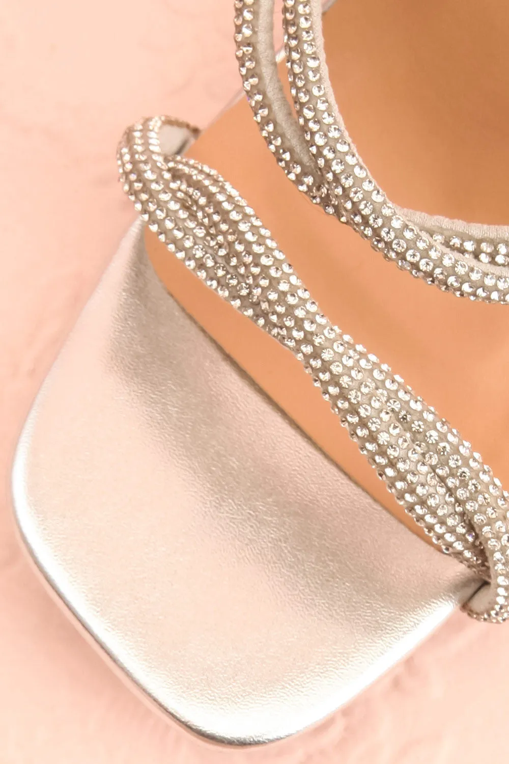 Prairie Silver | Strappy Mid Heel Sandals w/ Crystals