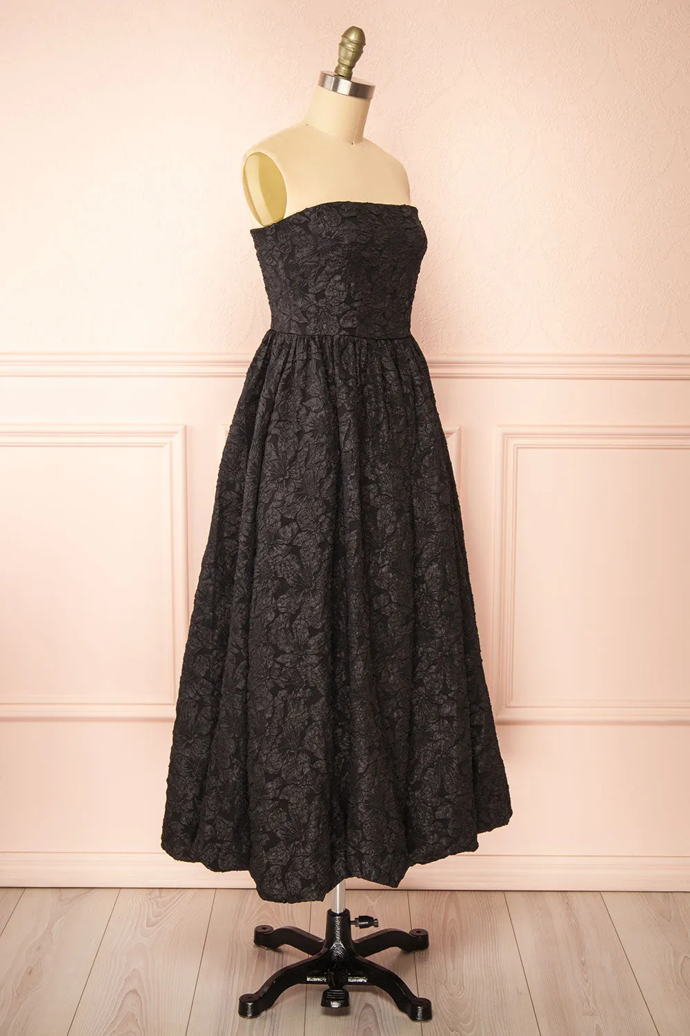 Reyna Black | Long Textured Floral Dress