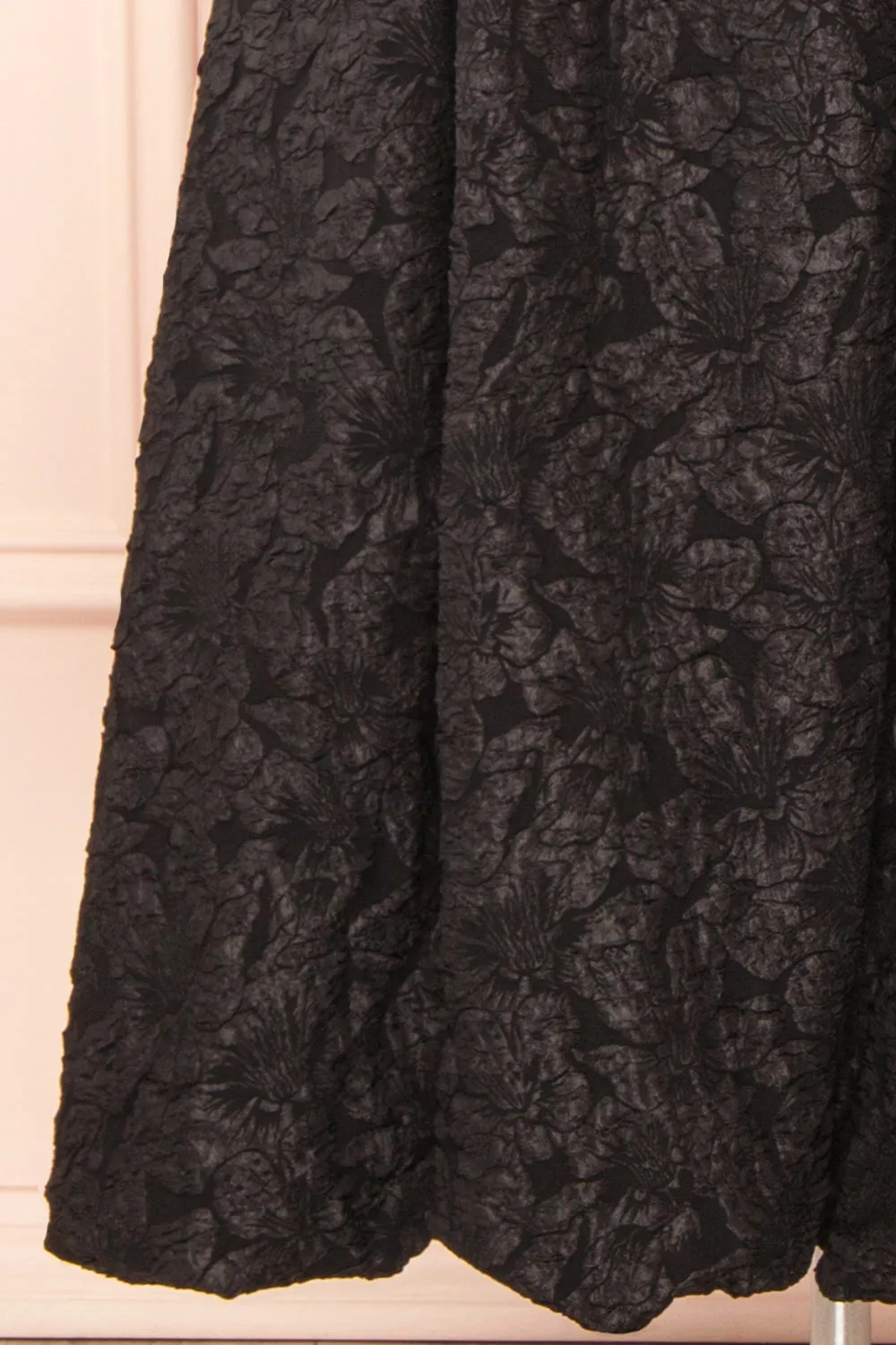 Reyna Black | Long Textured Floral Dress