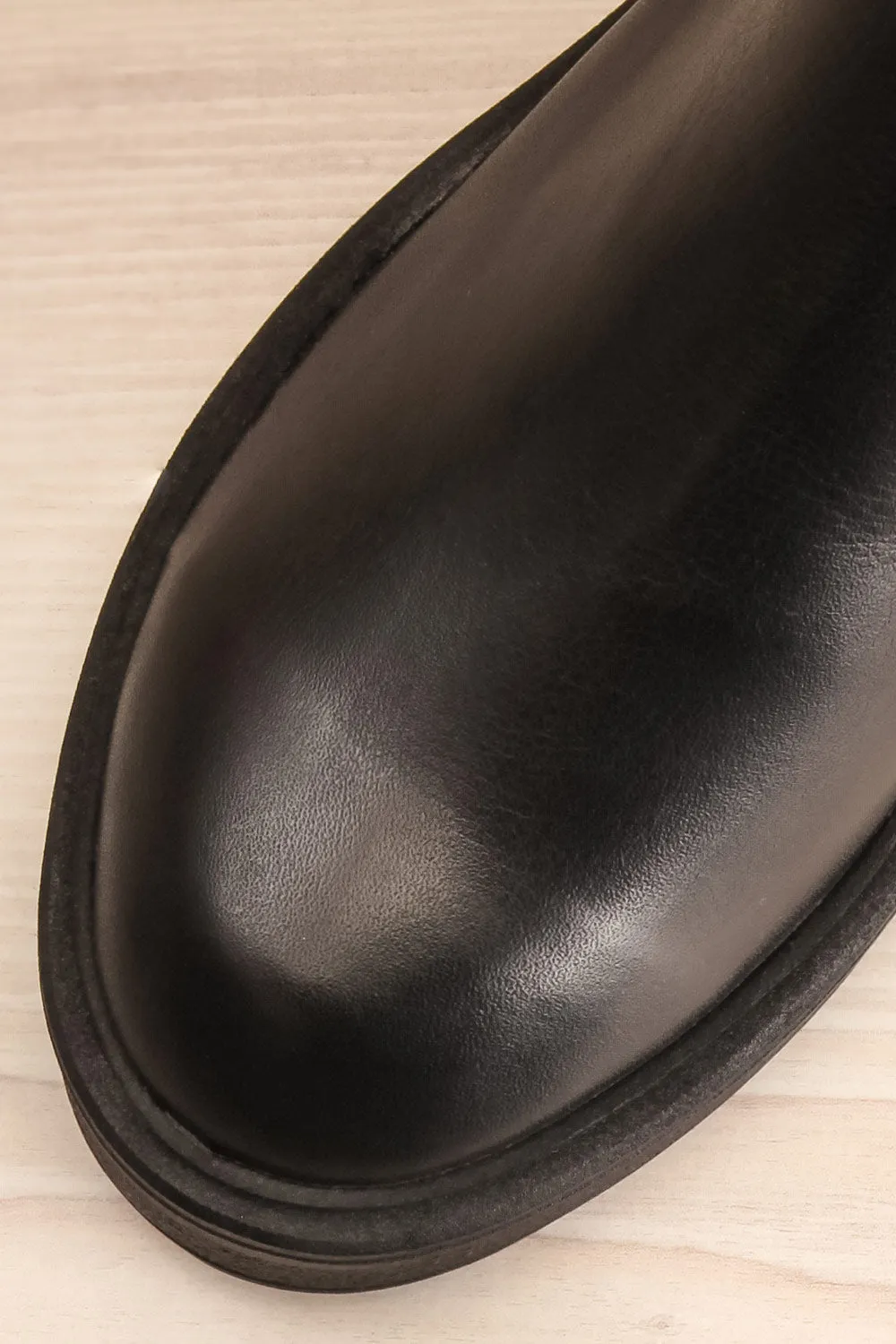 Rurrena | Black Chelsea Leather Boots