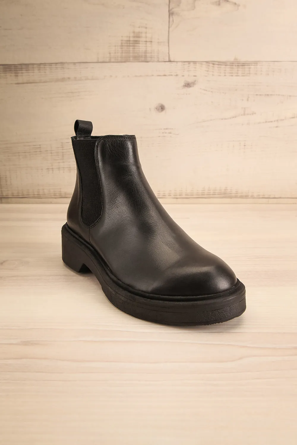 Rurrena | Black Chelsea Leather Boots