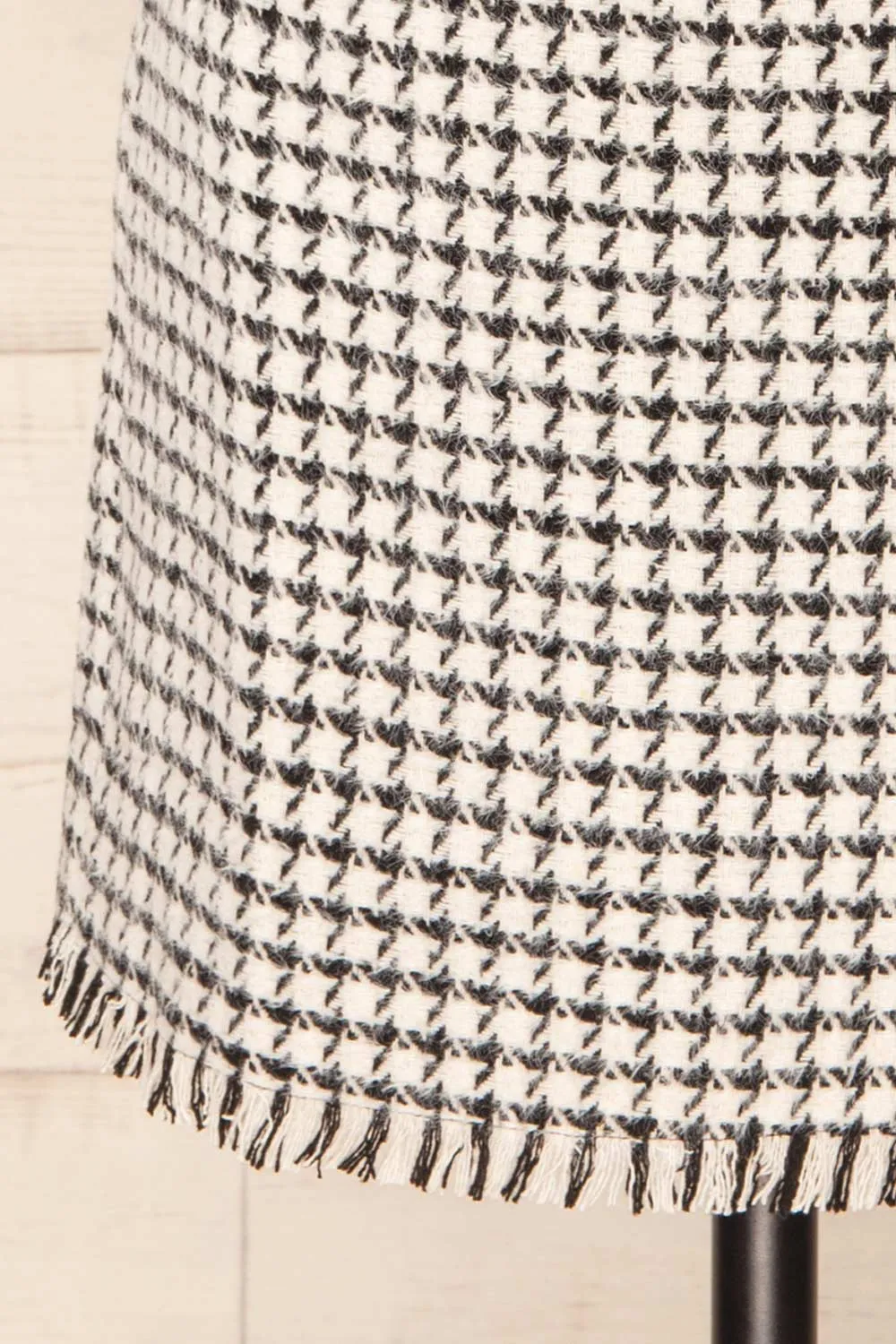Seloncourt | Short Houndstooth Skirt w/ Fringes