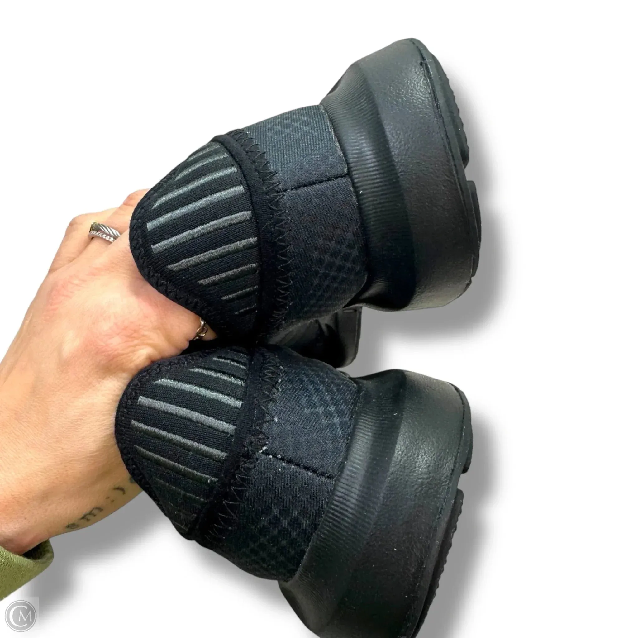 Shoes Athletic By Adidas In Black, Size: 9.5