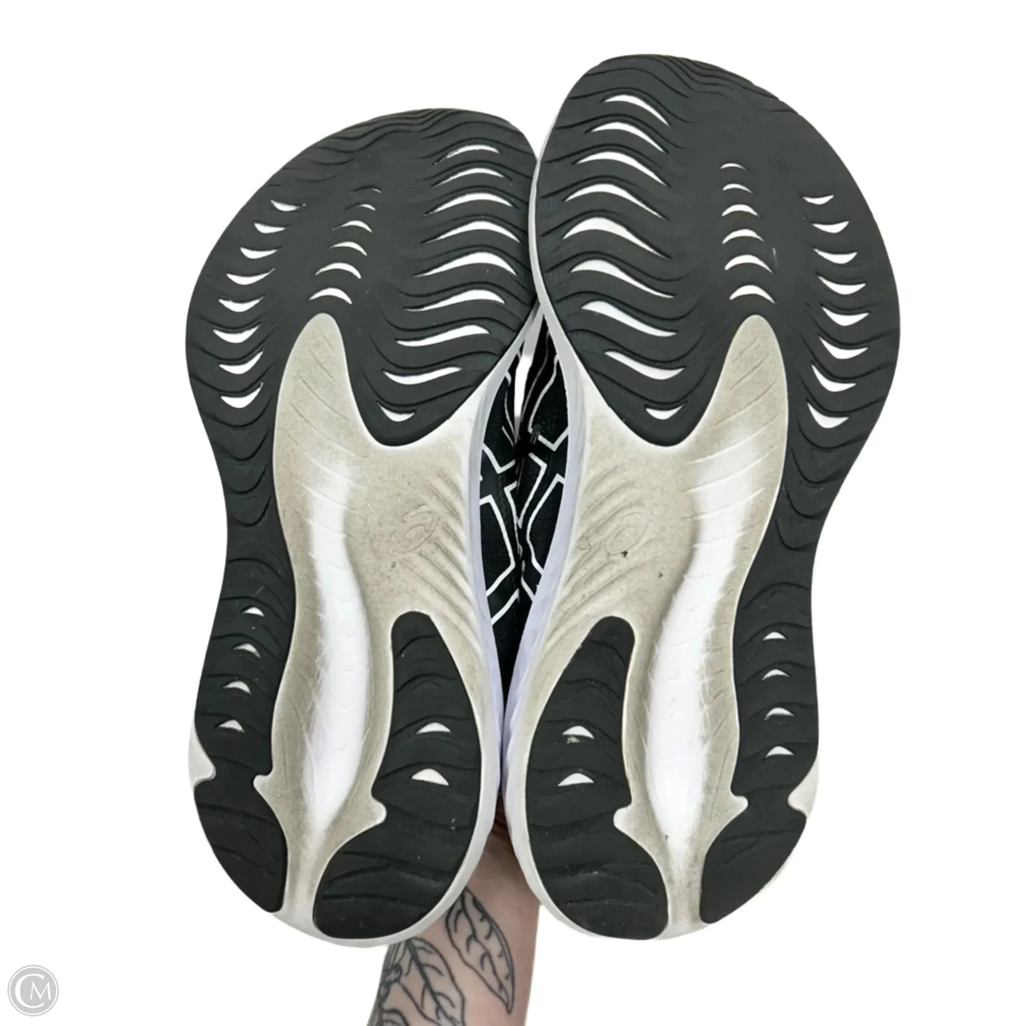 Shoes Athletic By Asics In Black & White, Size: 10.5