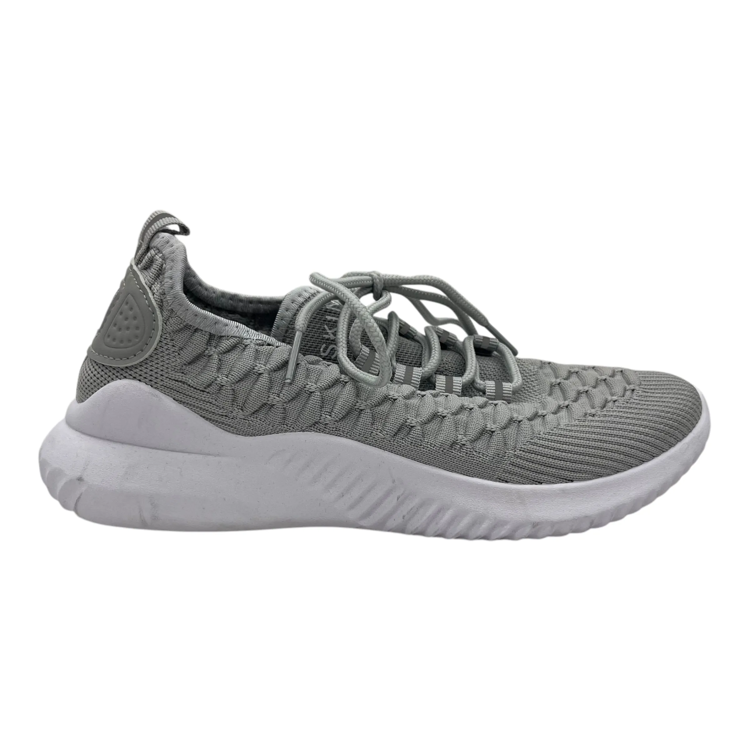 Shoes Athletic By Danskin In Grey, Size:8