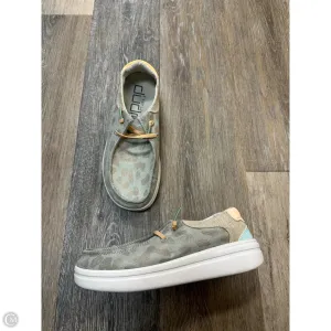 Shoes Athletic By Hey Dude In Animal Print, Size: 6