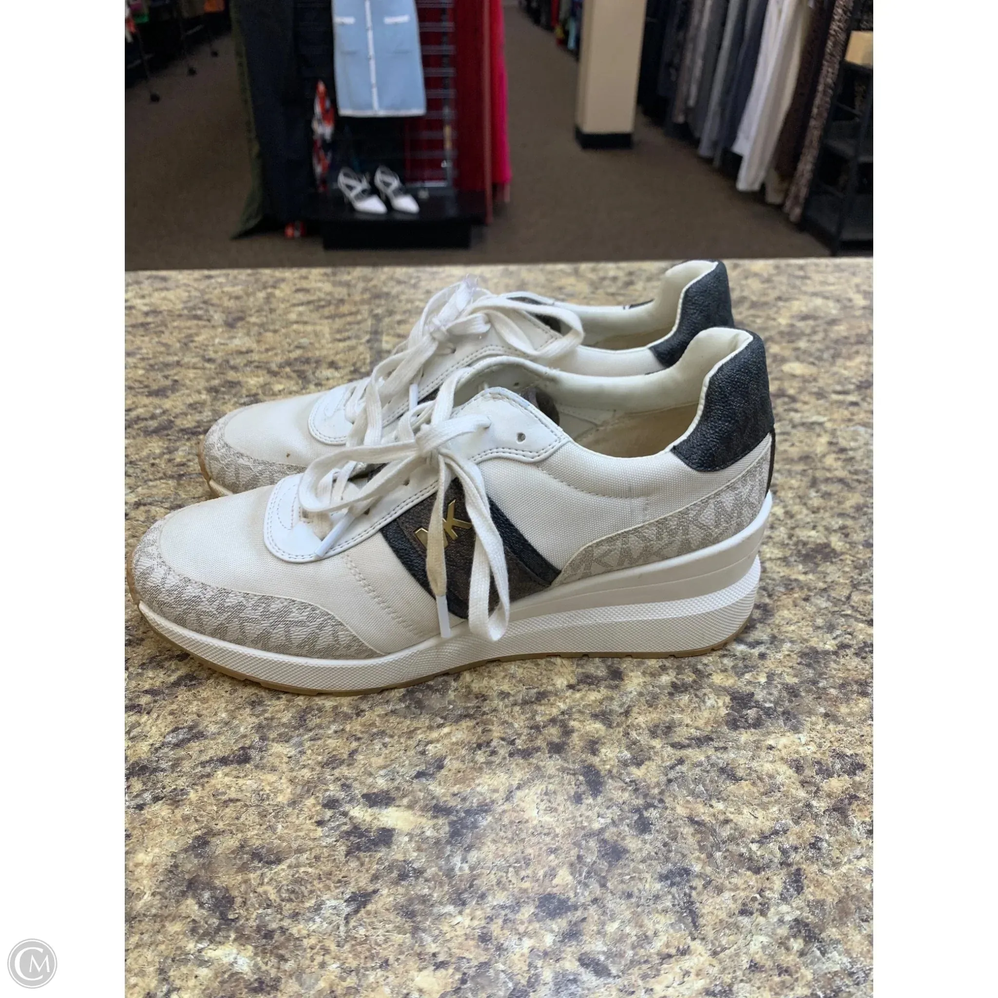 Shoes Athletic By Michael By Michael Kors In Tan & White, Size: 10