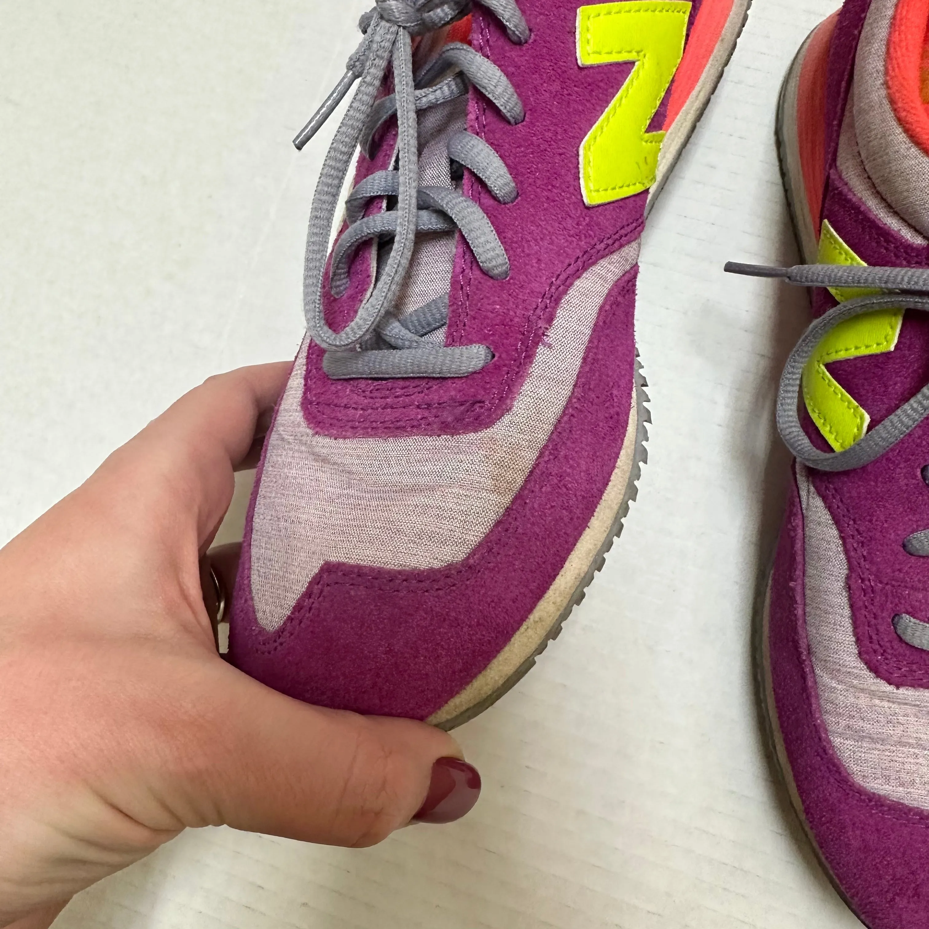Shoes Athletic By New Balance  Size: 9.5