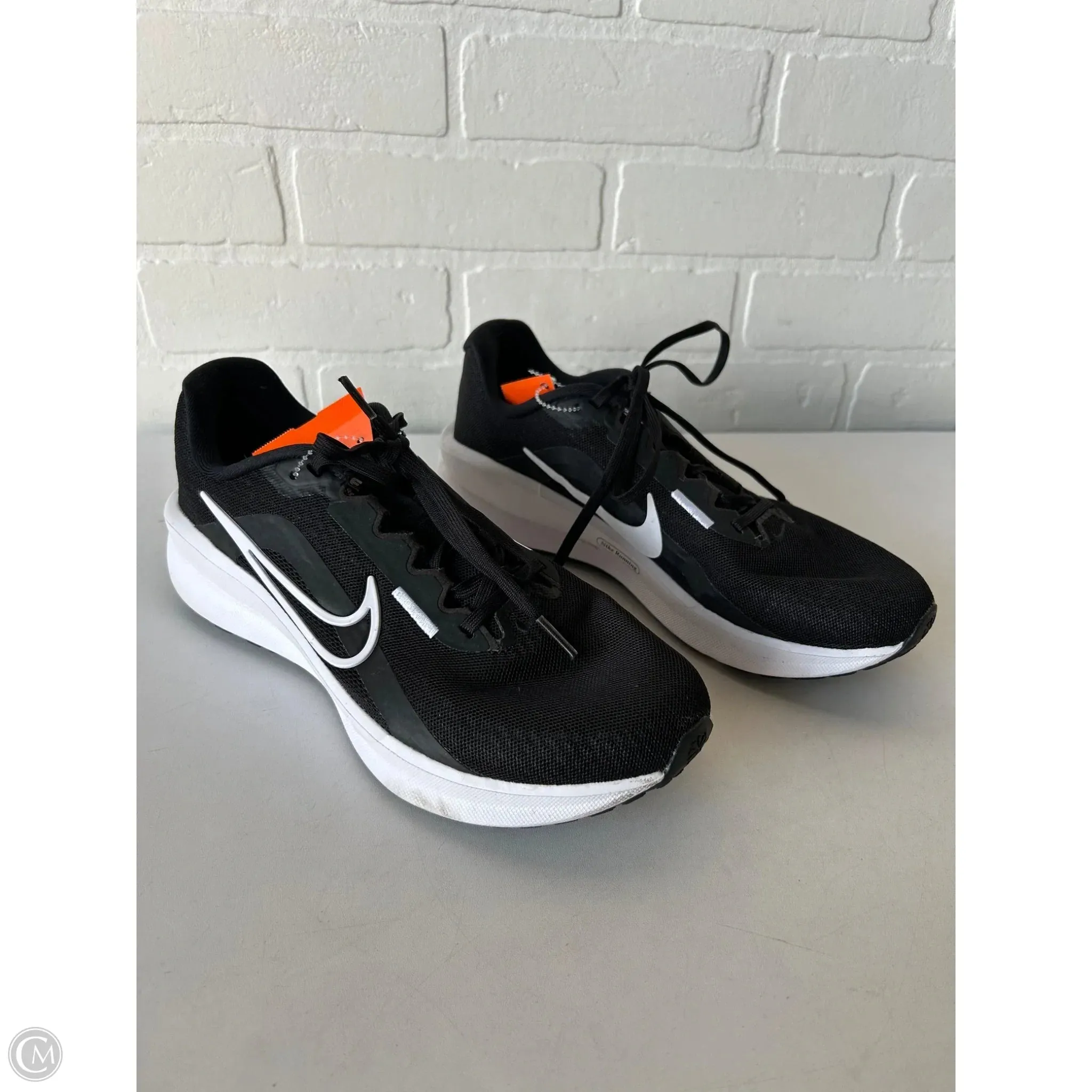 Shoes Athletic By Nike In Black & White, Size: 9