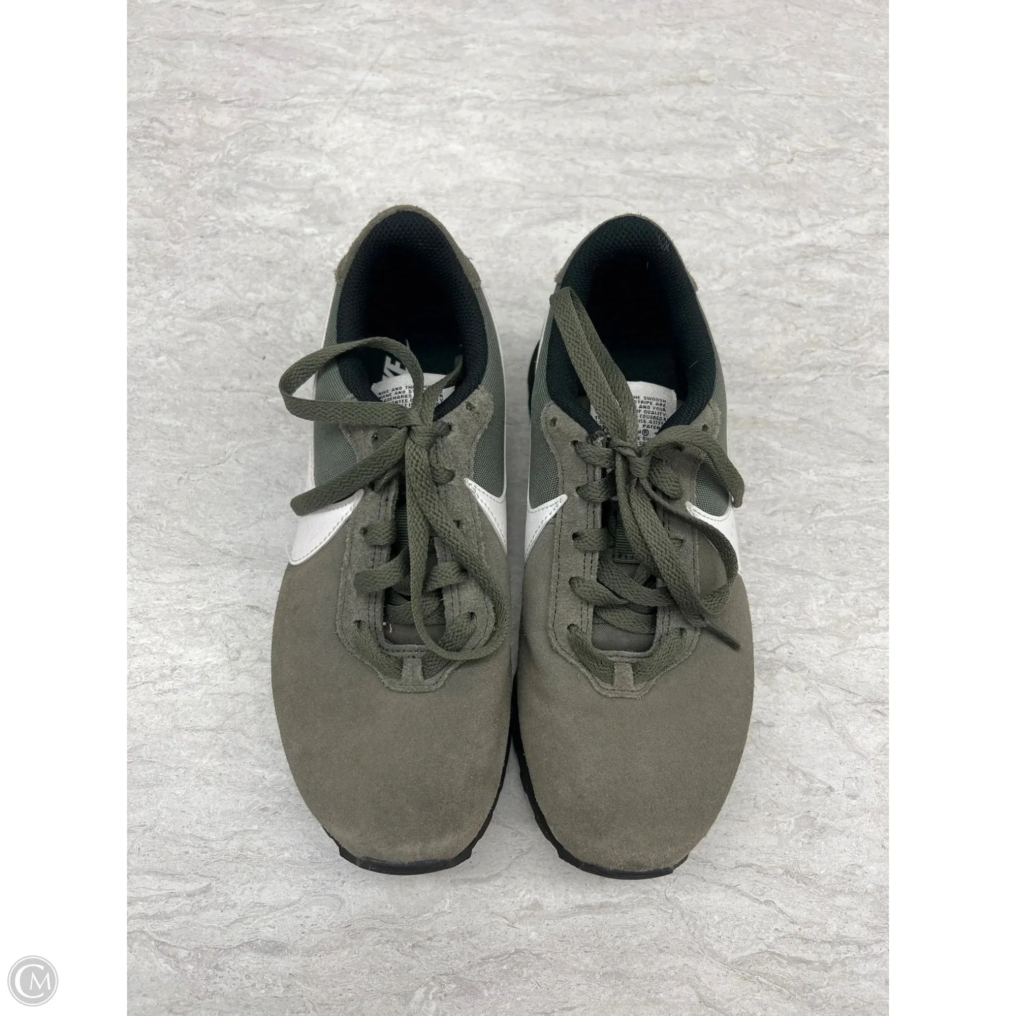 Shoes Athletic By Nike In Green & White, Size: 6.5