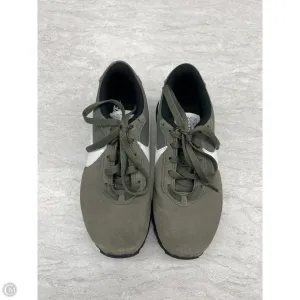 Shoes Athletic By Nike In Green & White, Size: 6.5