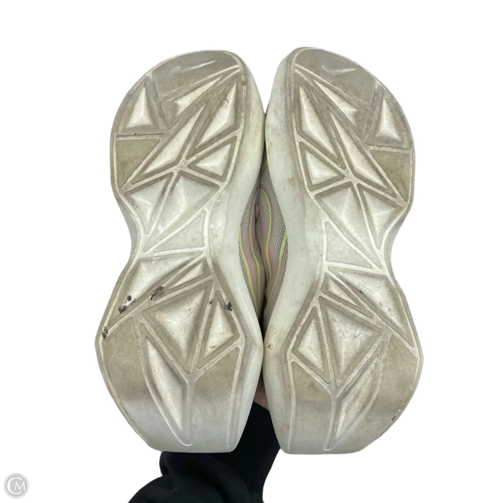 Shoes Athletic By Nike In Taupe, Size: 8