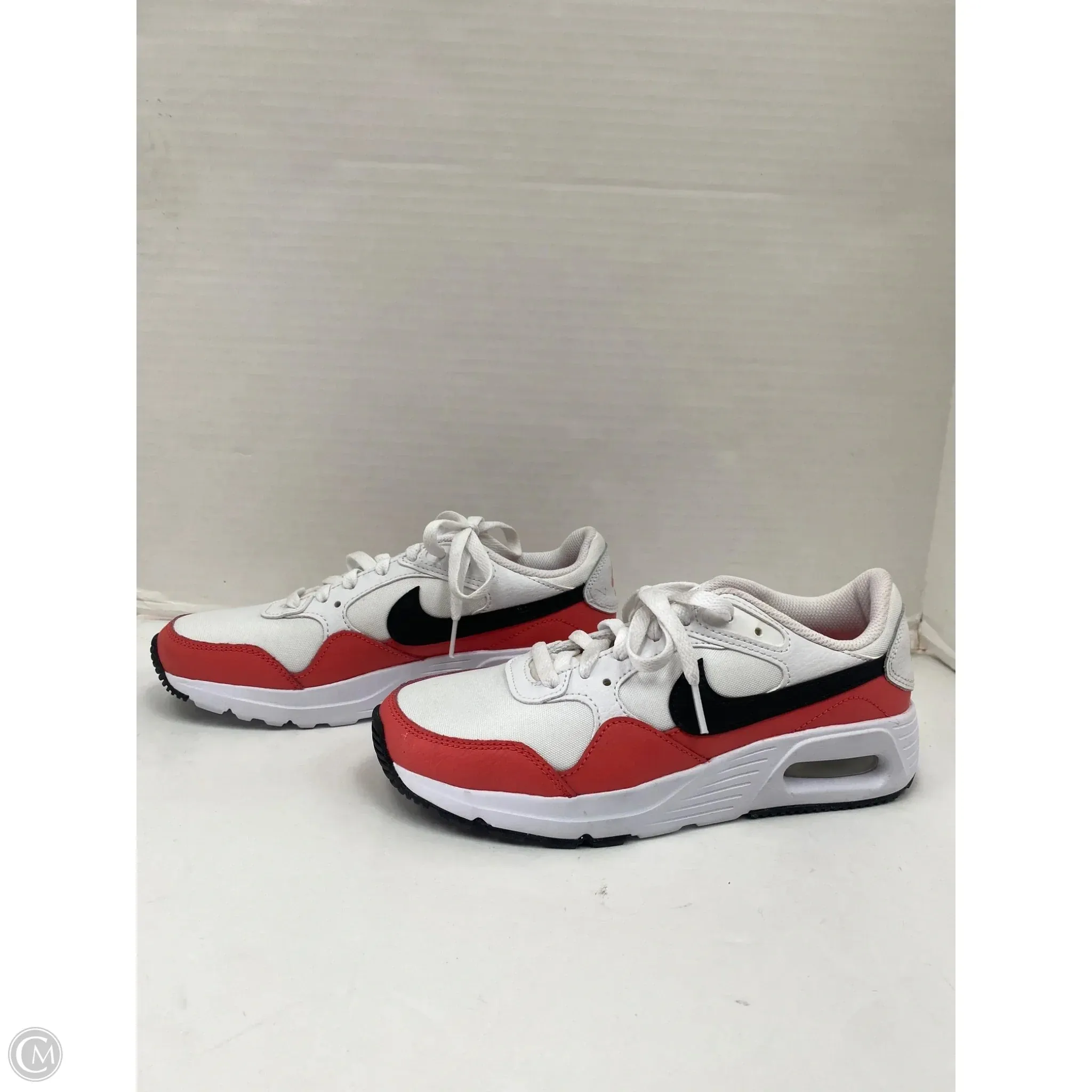Shoes Athletic By Nike In White, Size: 7
