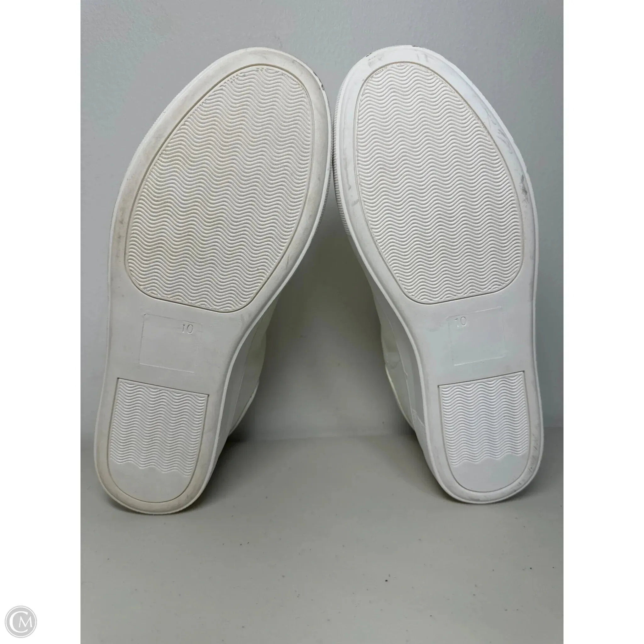 Shoes Athletic By Pink Lily In White, Size: 10