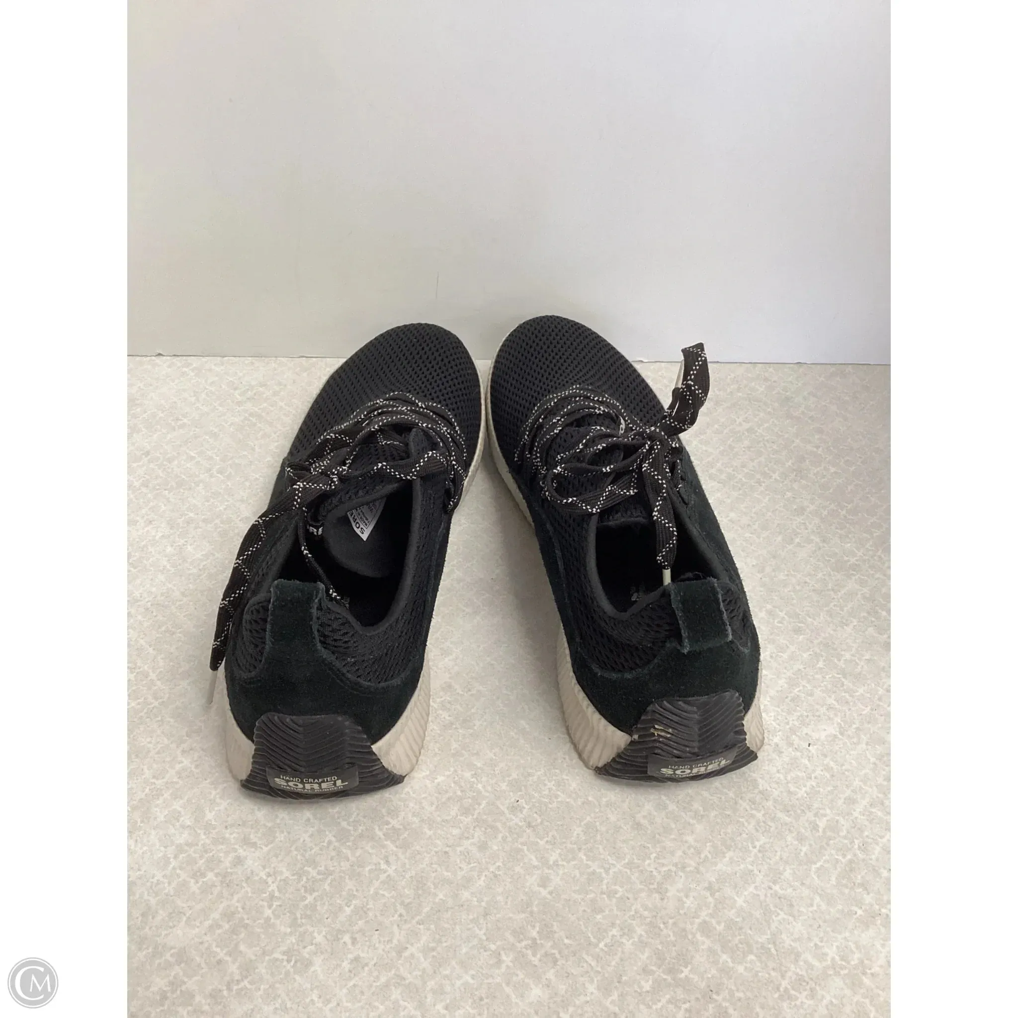 Shoes Athletic By Sorel In Black, Size: 10