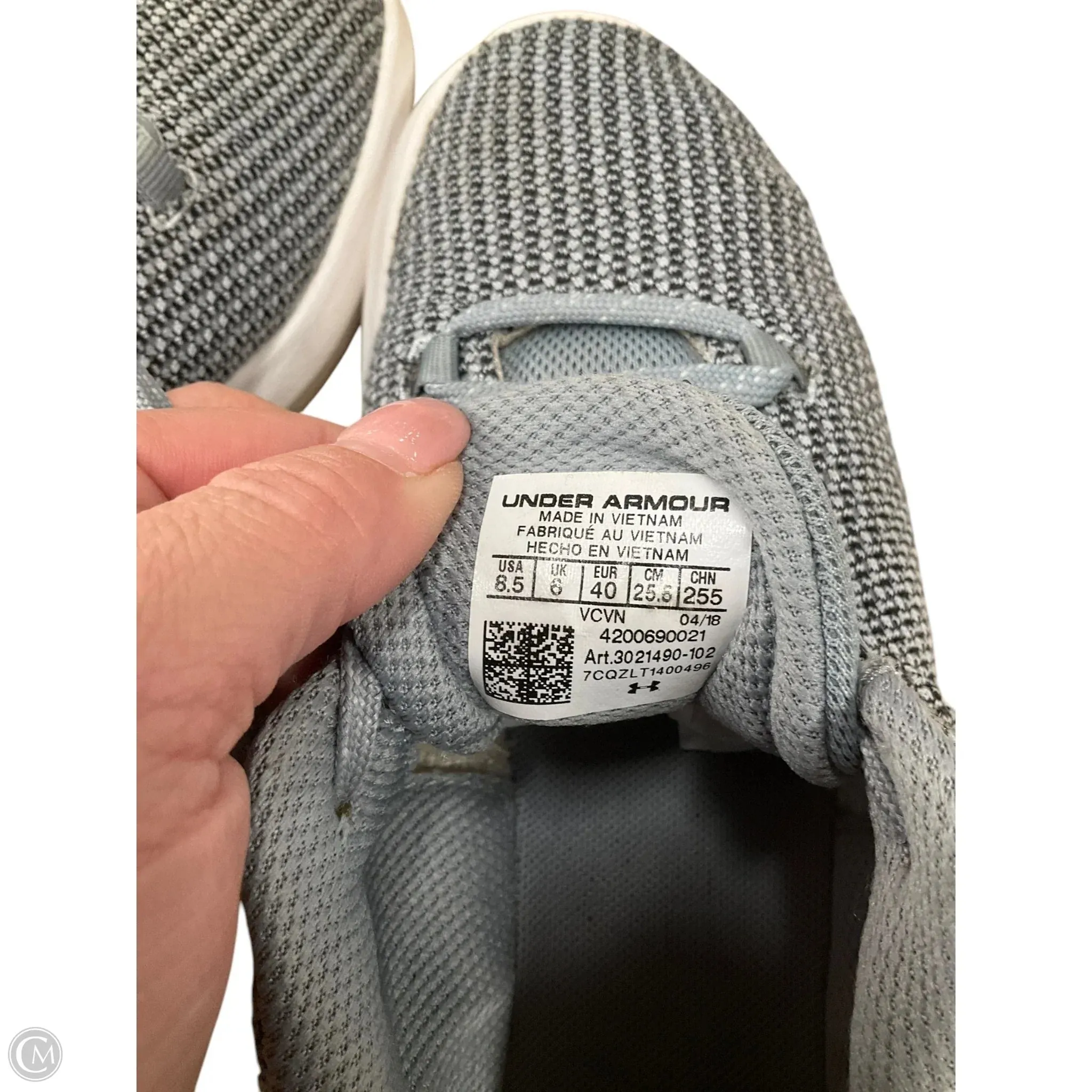 Shoes Athletic By Under Armour In Grey, Size: 8.5