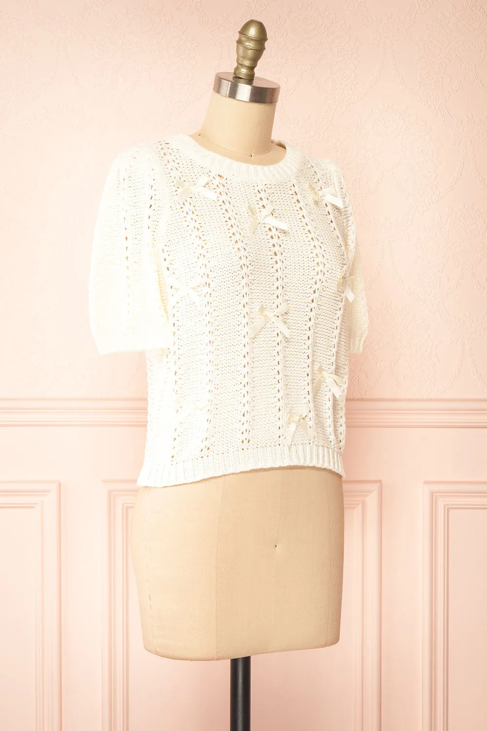 Sully | Cream Knit Shirt w/ Bows