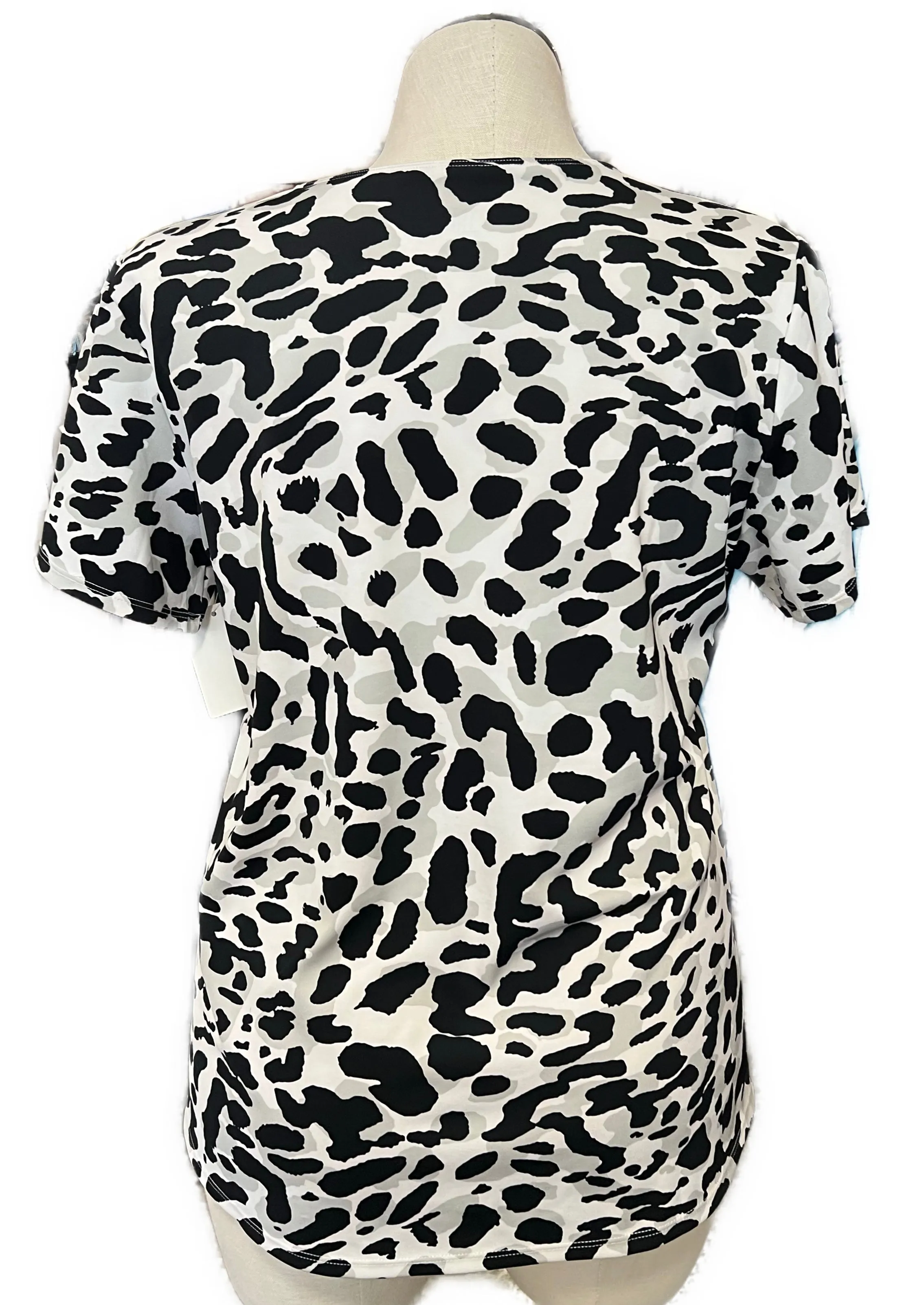 Tail White Black Animal Print Short Sleeve Activewear Top Size XL MSP$75