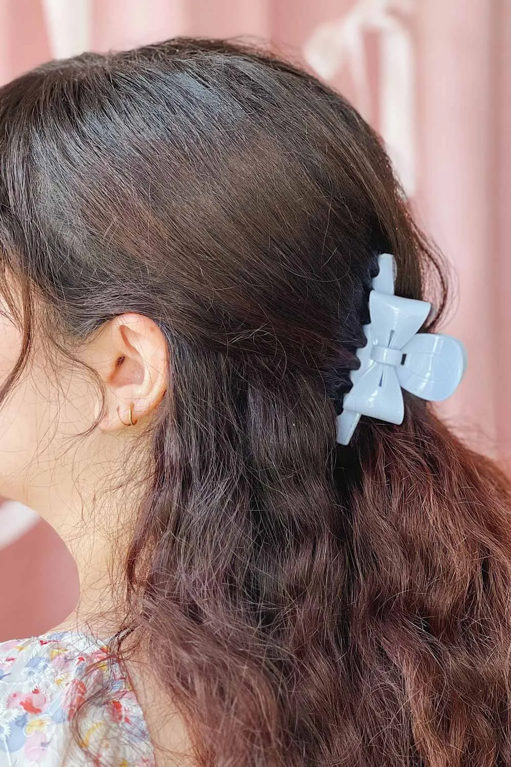 Teagan Blue | Claw Clip w/ Bow