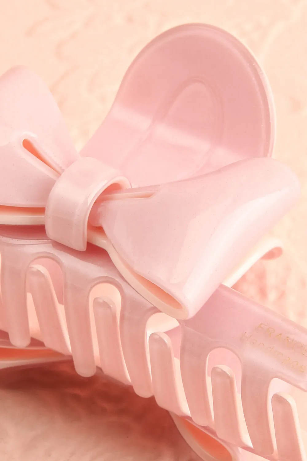 Teagan Pink | Claw Clip w/ Bow