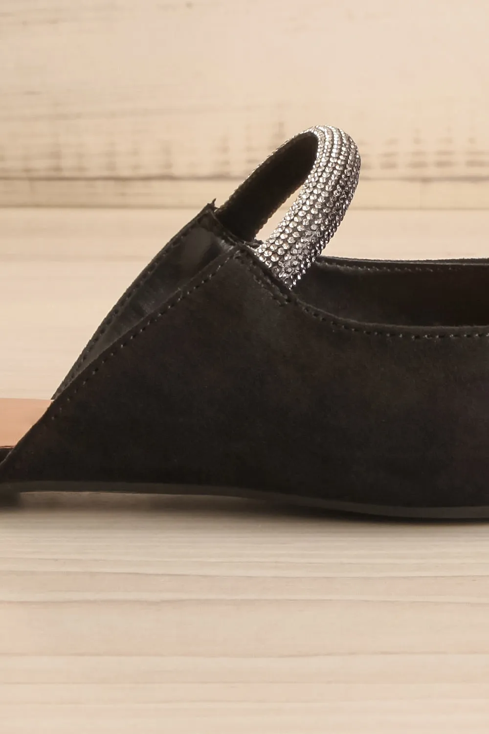 Tralee | Black Mules w/ Pointed Toe