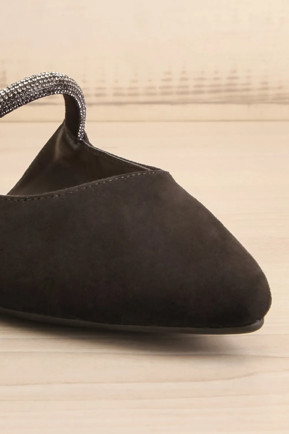 Tralee | Black Mules w/ Pointed Toe