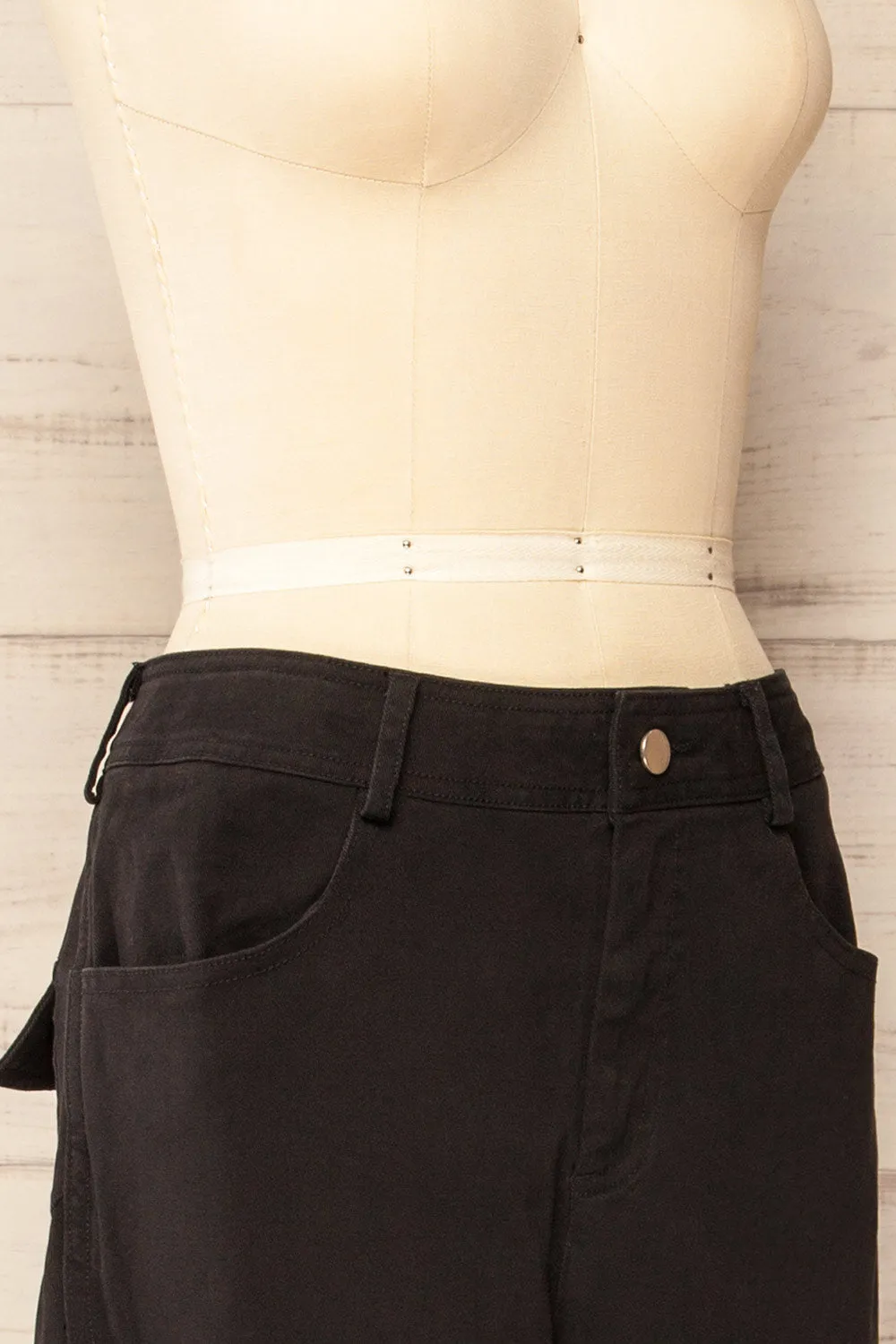 Trax Black | Mid-Rise Cargo Pants