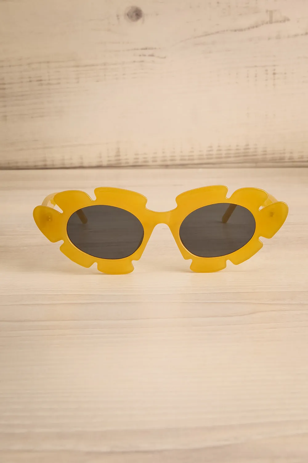 Trixie Yellow | Flower Sunglasses
