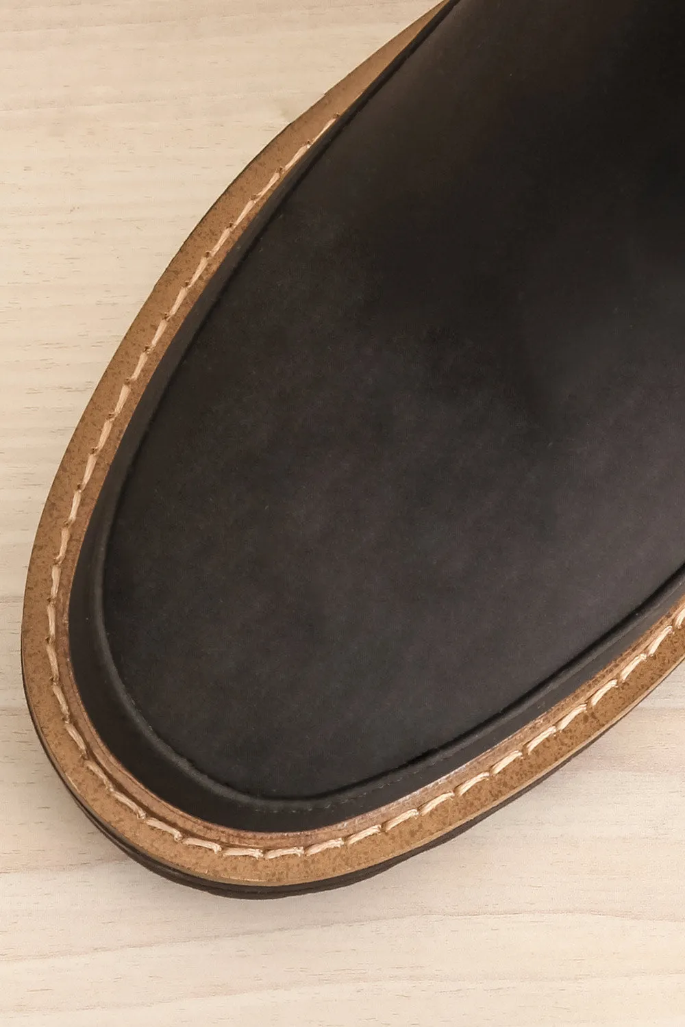 Valenttia Black | Chelsea Faux-Leather Boots