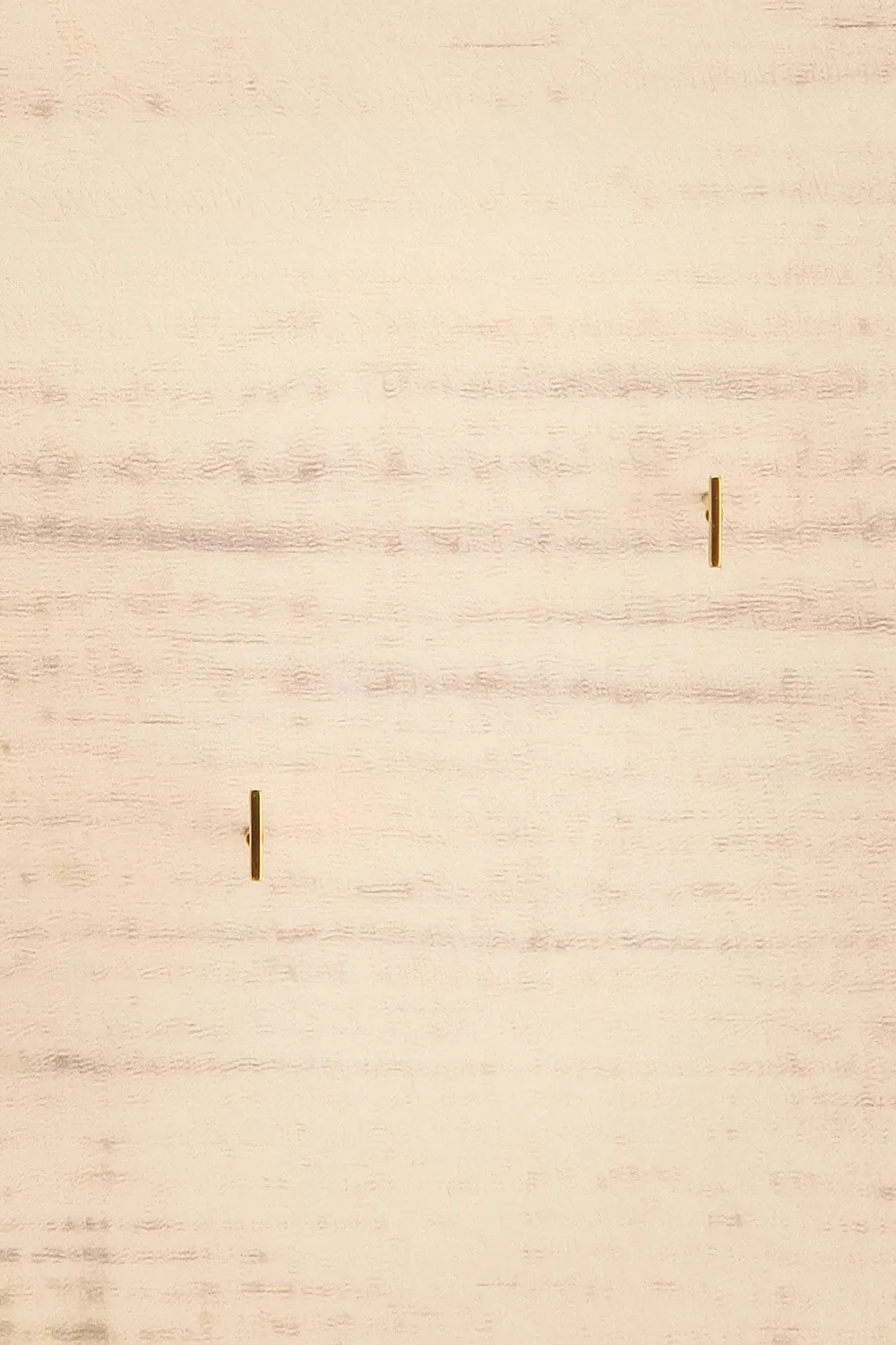 Vertigo | Golden Bar Earrings