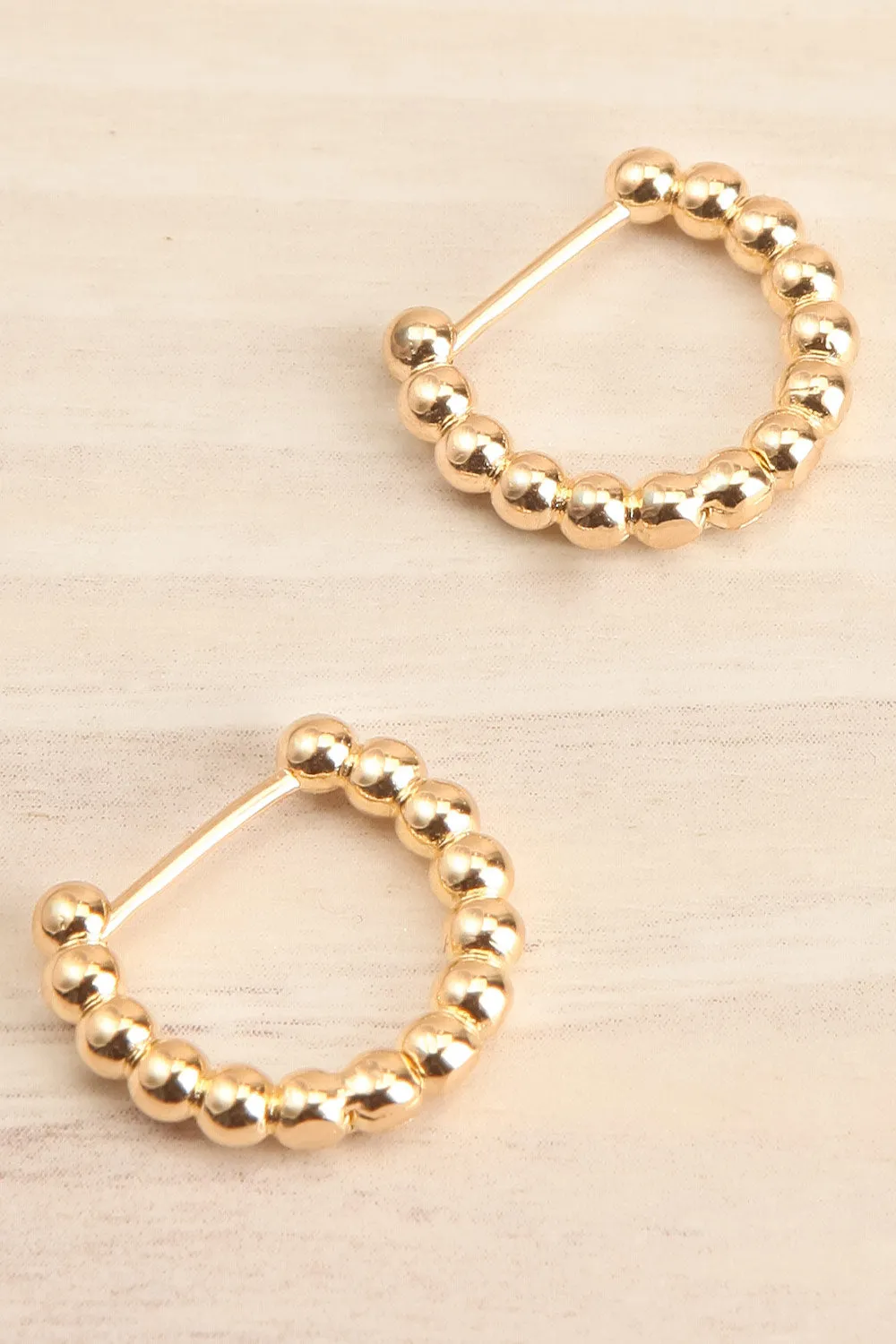 Xenthe | Golden Hoop Earrings w/ Metal Beads