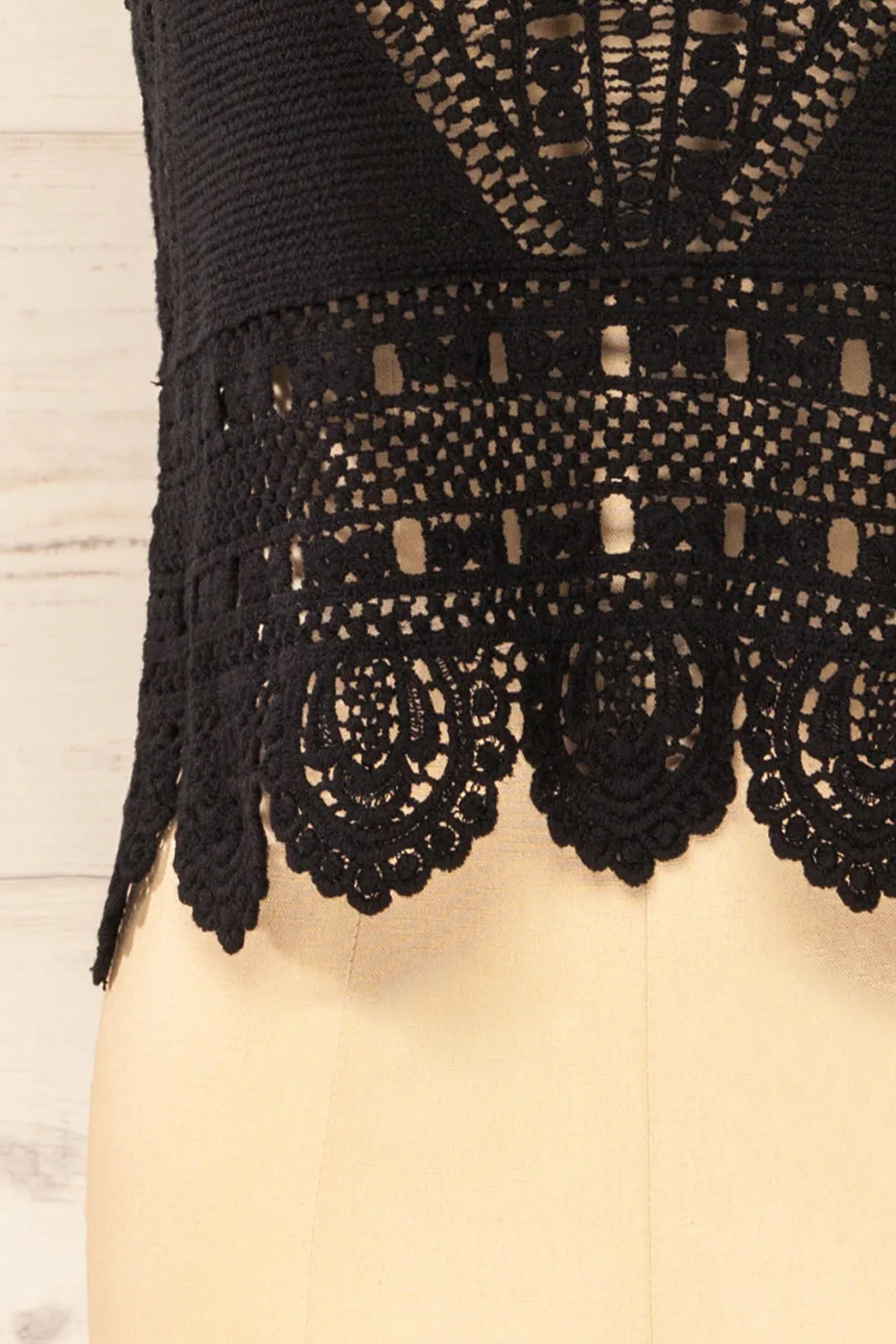 Zagreb Black | Crochet Cropped Cami