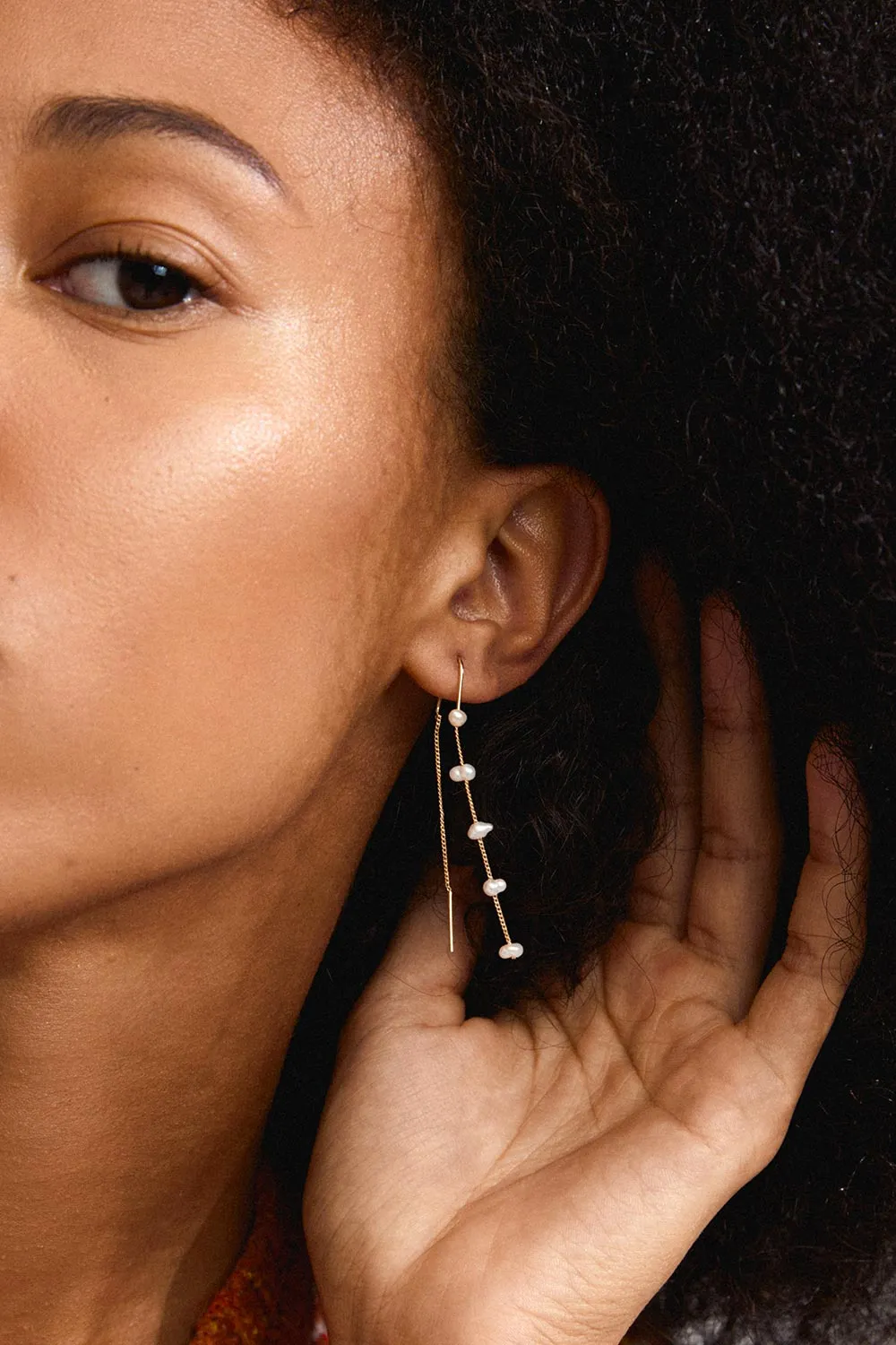 Zenaia Gold | Thread Through Earrings w/ Pearls